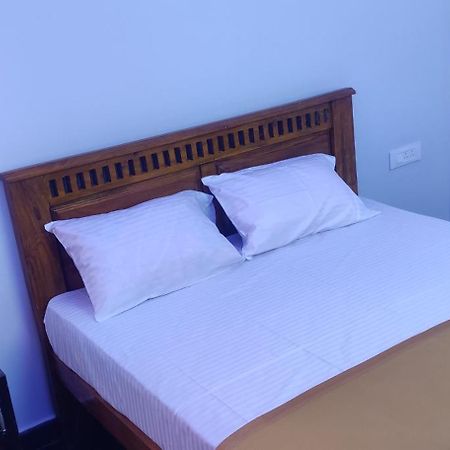فندق Aadhi Esha Residency Tiruvannāmalai المظهر الخارجي الصورة